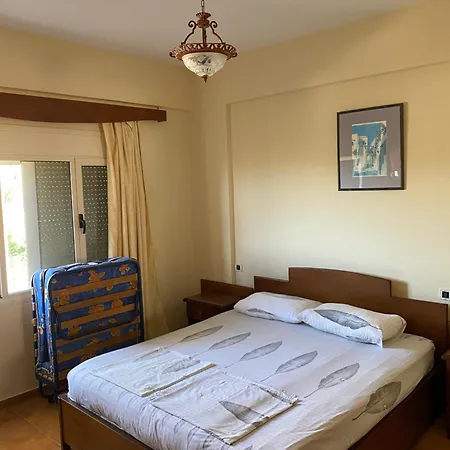 Lilaj 招待所 Vlorë