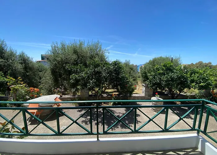 ゲストハウス Lilaj